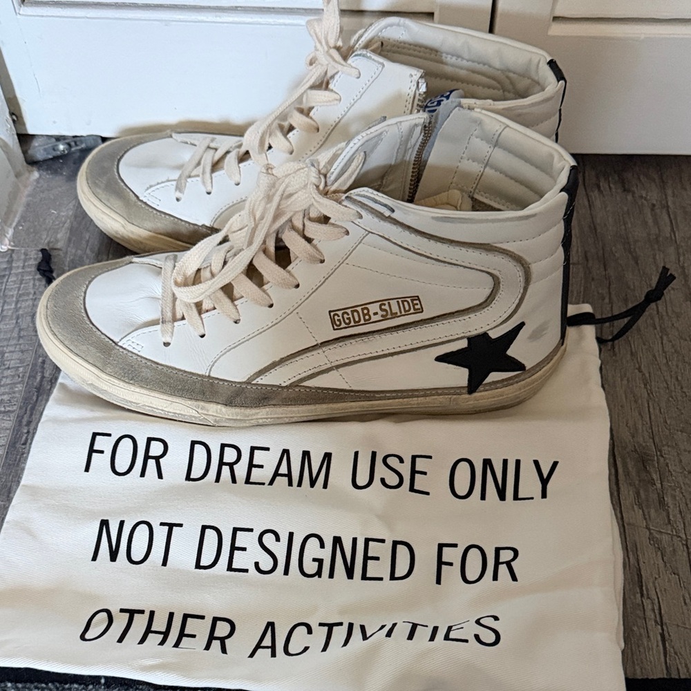 Slide Golden Goose High-Top Sneakers - White and Black (made in Italy)🇮🇹